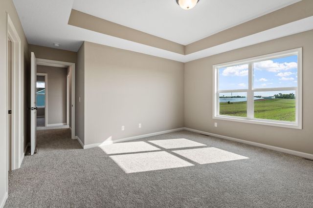 1605 Meadows Drive, East Bethel, MN 55011