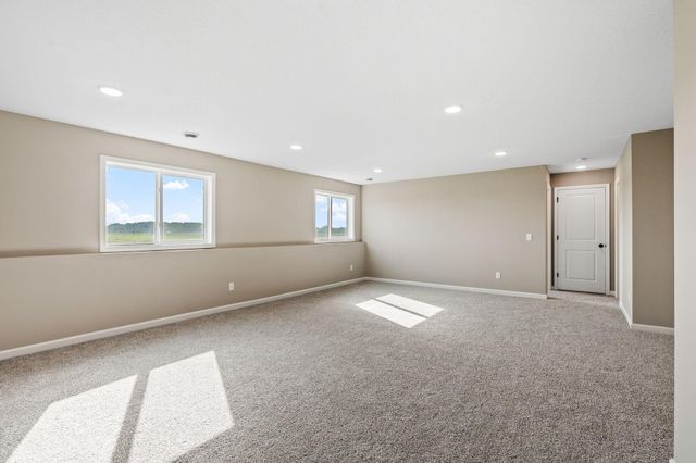 1605 Meadows Drive, East Bethel, MN 55011