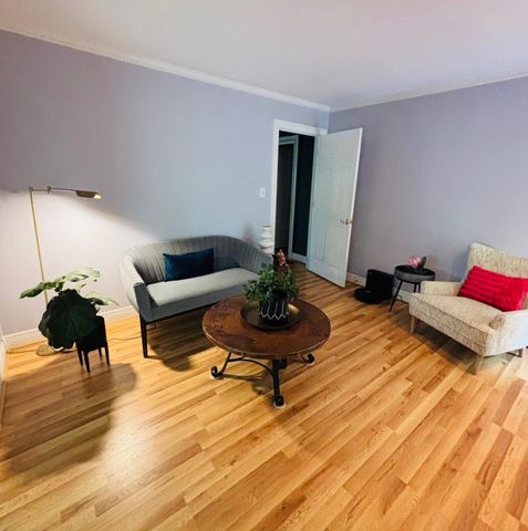 1070 Forest Lake Drive, Lexington, KY 40515