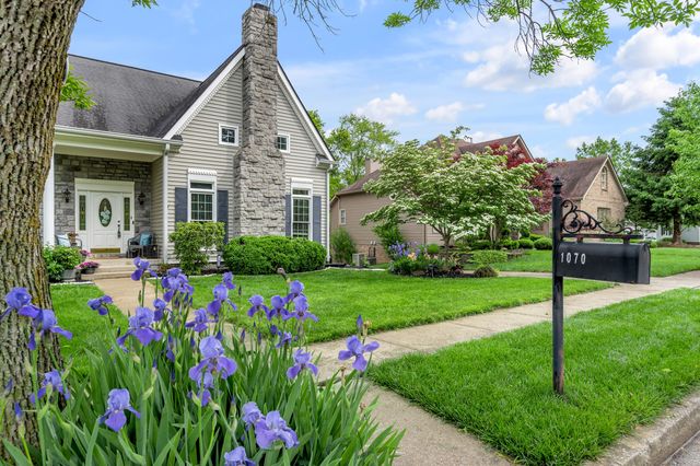 1070 Forest Lake Drive, Lexington, KY 40515