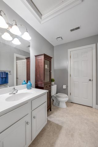 1070 Forest Lake Drive, Lexington, KY 40515
