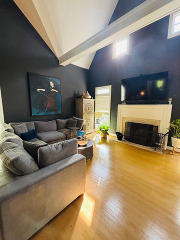 1070 Forest Lake Drive, Lexington, KY 40515