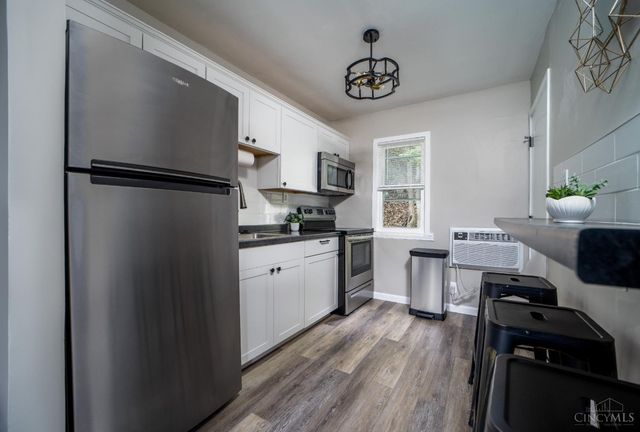 2117 Highland Avenue, Cincinnati, OH 45219