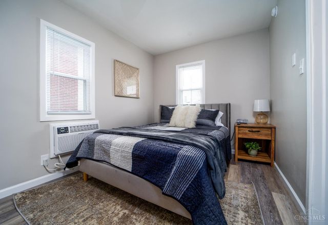 2117 Highland Avenue, Cincinnati, OH 45219