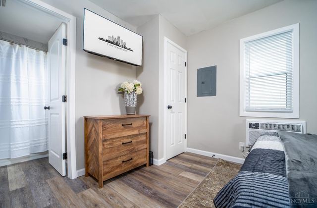 2117 Highland Avenue, Cincinnati, OH 45219