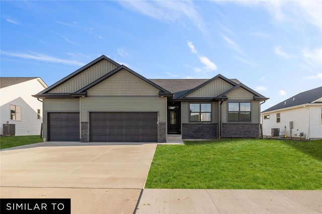 1030 Shady Lane Drive, Norwalk, IA 50211