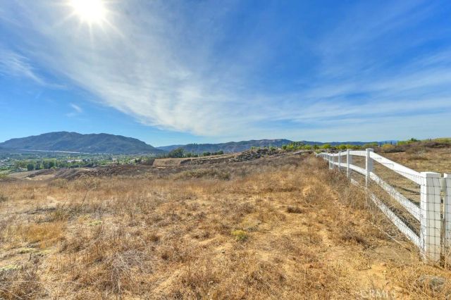 43677 Calle De Velardo, Temecula, CA 92592
