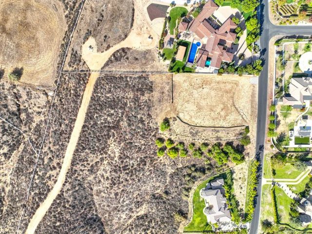 43677 Calle De Velardo, Temecula, CA 92592