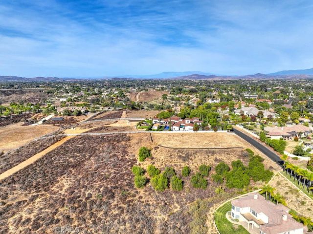 43677 Calle De Velardo, Temecula, CA 92592