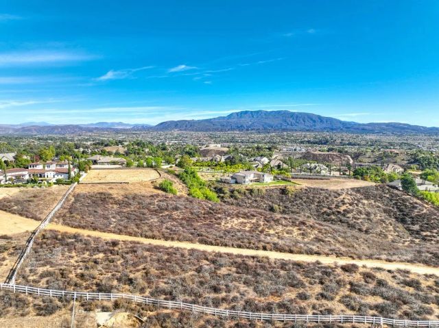 43677 Calle De Velardo, Temecula, CA 92592