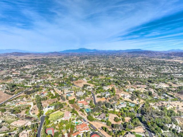 43677 Calle De Velardo, Temecula, CA 92592