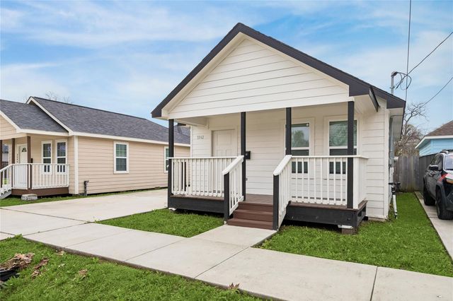 3342 Simmons Street, Houston, TX 77004