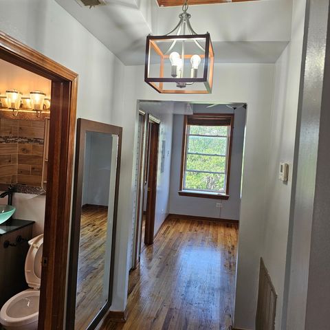 3408 W Congress Parkway 3, Chicago, IL 60624