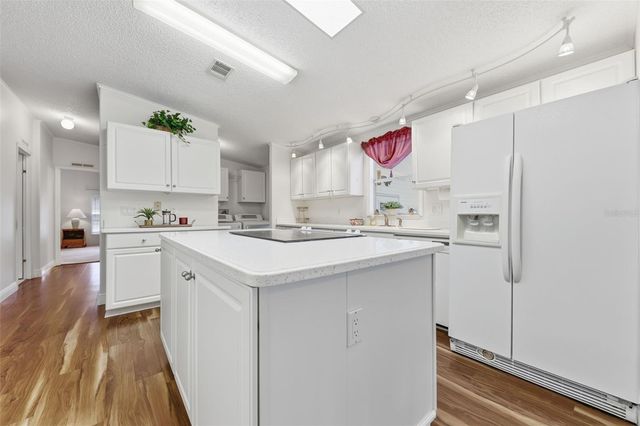 243 DOUGLAS PARK AVENUE, Davenport, FL 33897