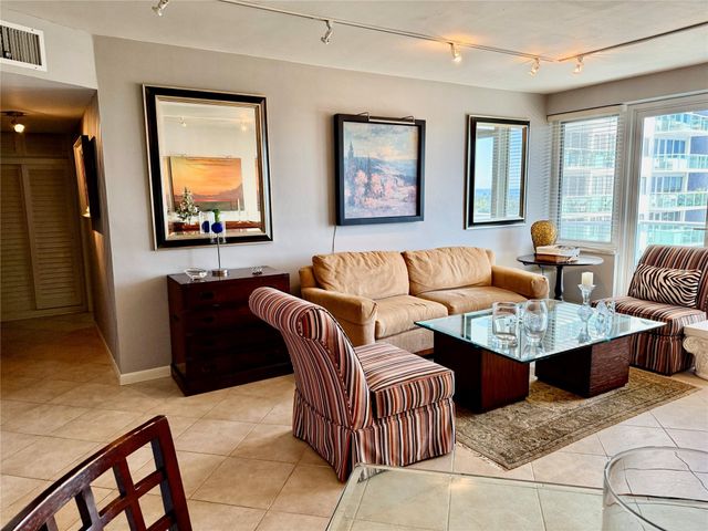 3233 NE 34th St 914, Fort Lauderdale, FL 33308