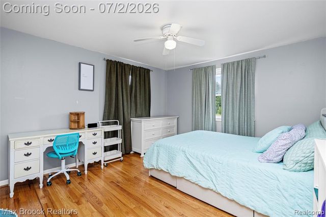 5494 Centerbrook Drive, West Bloomfield, MI 48322