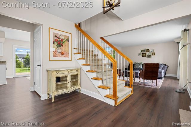 5494 Centerbrook Drive, West Bloomfield, MI 48322