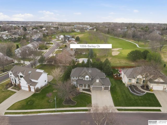 1006 Bailey Drive, Papillion, NE 68046
