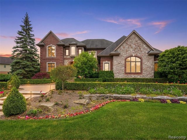 21081 Equestrian Trail, Northville, MI 48167