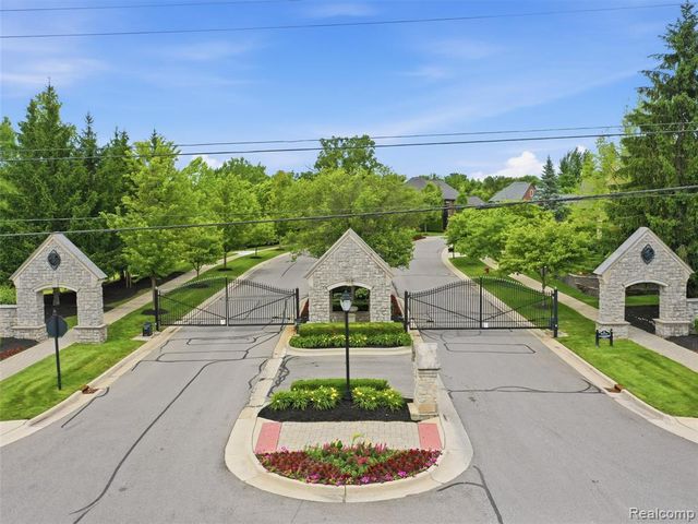 21081 Equestrian Trail, Northville, MI 48167