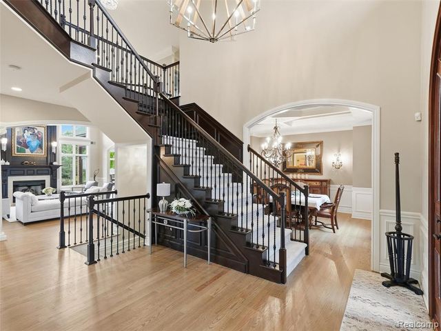 21081 Equestrian Trail, Northville, MI 48167