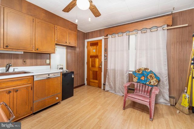 120 SHAW AVE, Lewistown, PA 17044