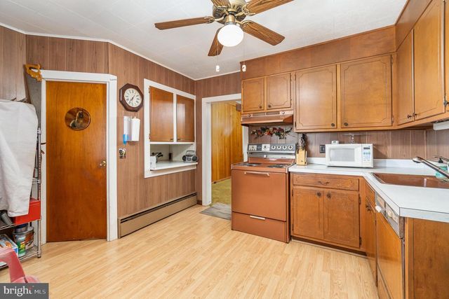 120 SHAW AVE, Lewistown, PA 17044