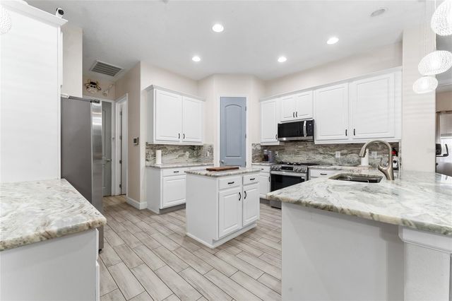 2770 SWOOP CIRCLE, Kissimmee, FL 34741