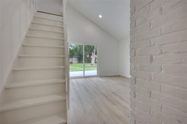 1503 Bamwick Drive, Houston, TX 77090