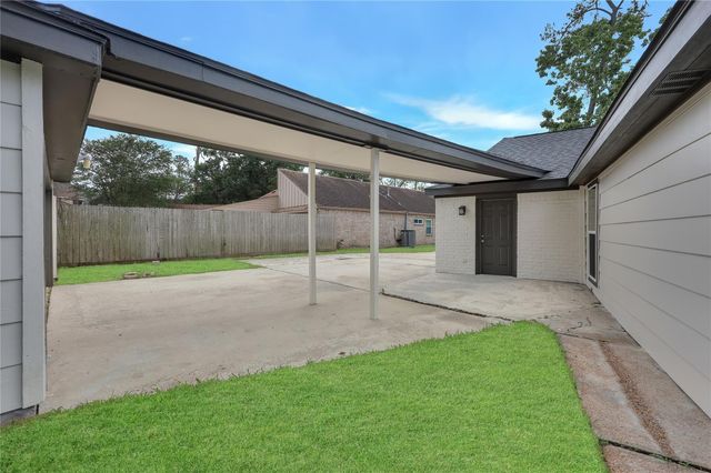 1503 Bamwick Drive, Houston, TX 77090