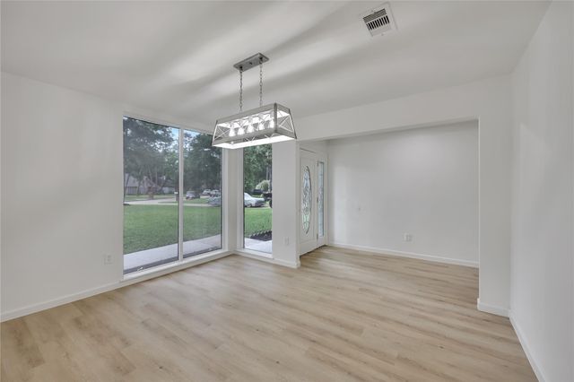 1503 Bamwick Drive, Houston, TX 77090