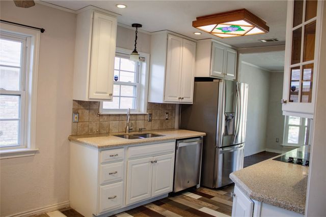 1606 Villanova Drive, Richardson, TX 75081