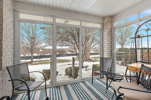 16300 Chickadee Circle, Orland Park, IL 60467