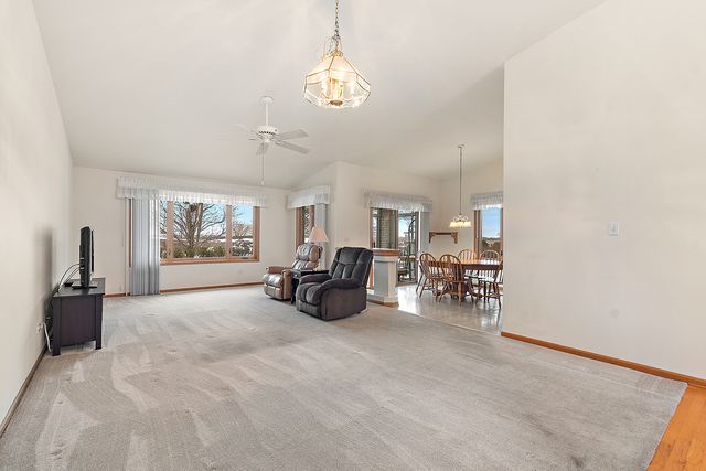 16300 Chickadee Circle, Orland Park, IL 60467