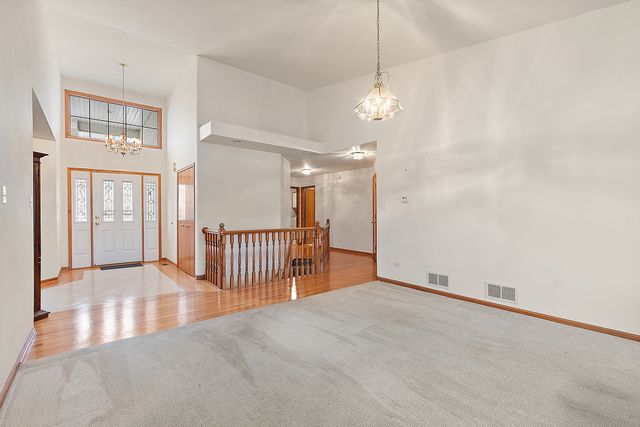 16300 Chickadee Circle, Orland Park, IL 60467