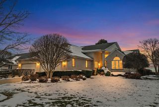 16300 Chickadee Circle, Orland Park, IL 60467