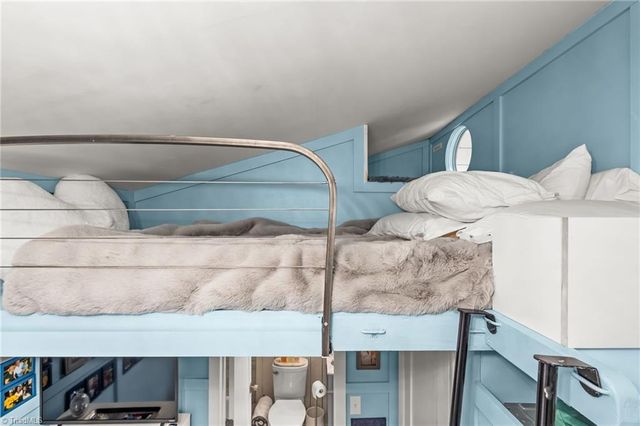 570 Hillview Drive, Lexington, NC 27292