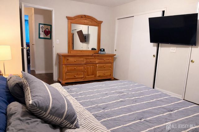 9 Lake Avenue 6B, East Brunswick, NJ 08816