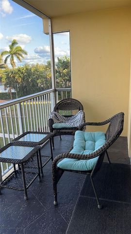 230 N Federal Hwy 305, Deerfield Beach, FL 33441