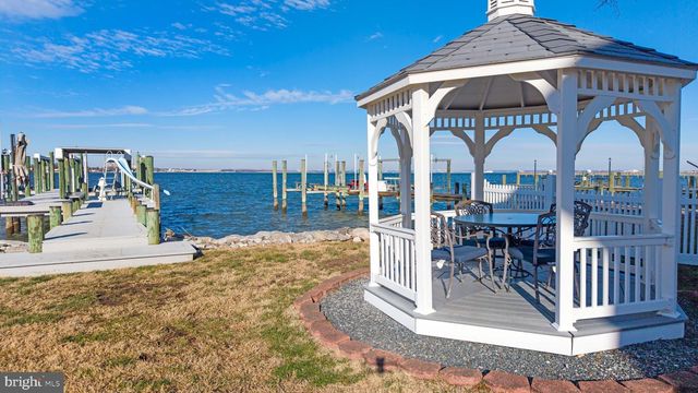 7526 ROCK CREEK WAY, Pasadena, MD 21122