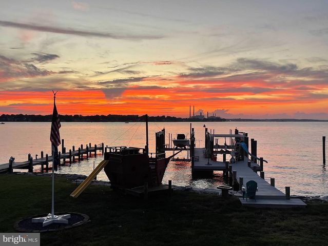 7526 ROCK CREEK WAY, Pasadena, MD 21122