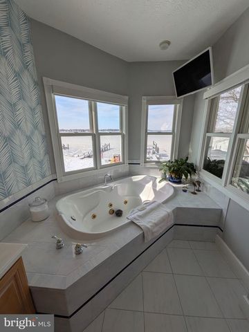 7526 ROCK CREEK WAY, Pasadena, MD 21122