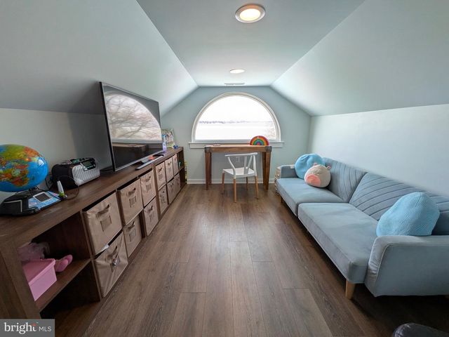 7526 ROCK CREEK WAY, Pasadena, MD 21122