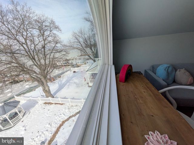 7526 ROCK CREEK WAY, Pasadena, MD 21122