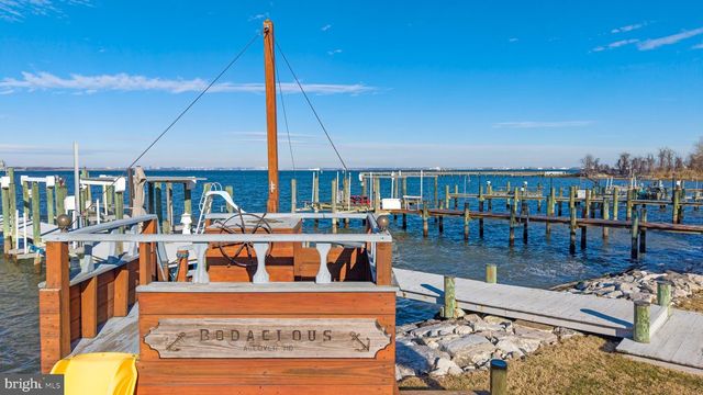 7526 ROCK CREEK WAY, Pasadena, MD 21122