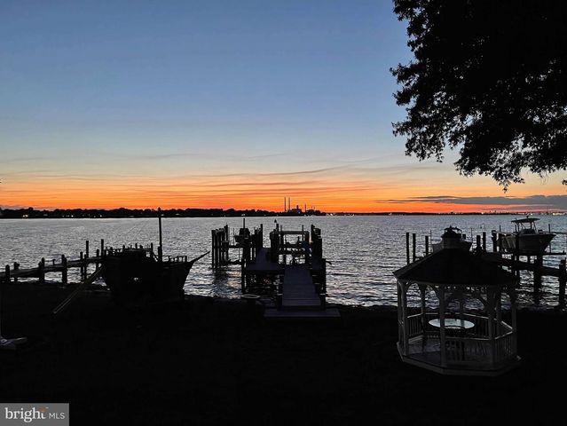 7526 ROCK CREEK WAY, Pasadena, MD 21122