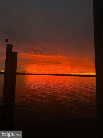 7526 ROCK CREEK WAY, Pasadena, MD 21122