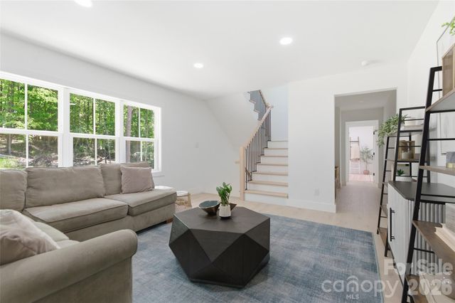 1325 Gateshead Lane, Matthews, NC 28105