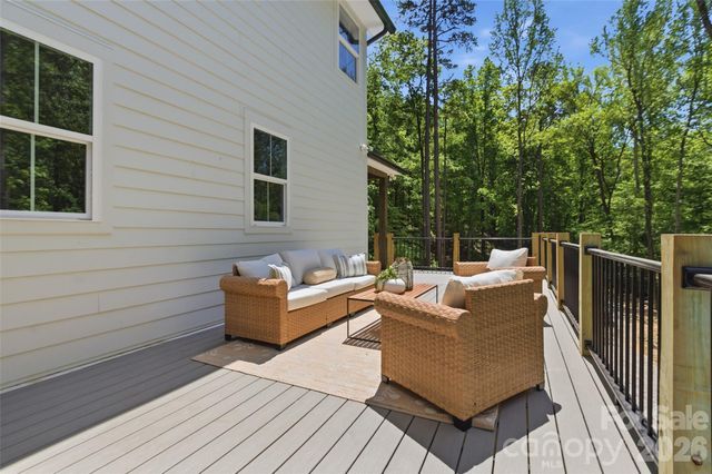 1325 Gateshead Lane, Matthews, NC 28105