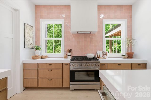 1325 Gateshead Lane, Matthews, NC 28105